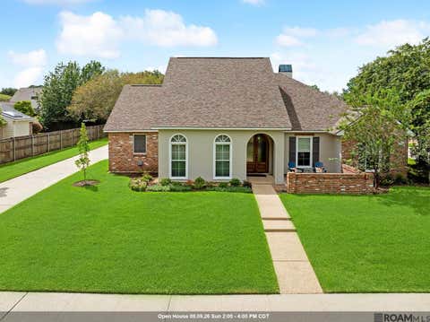 Homes For Sale - 409 Woodgate Blvd<br/> Baton Rouge, LA 70808