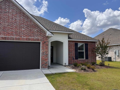 Homes For Rent - 25755 Pristine St<br/> Denham Springs, LA 70726