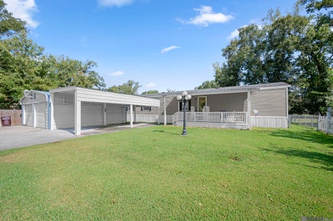 Mobile Home For Sale - 32786 Carolee Cir<br/> Livingston County, Denham Springs, LA 70706