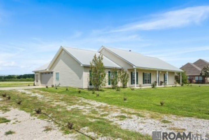 4985 Bueche Rd, Port Allen, Louisiana image 4