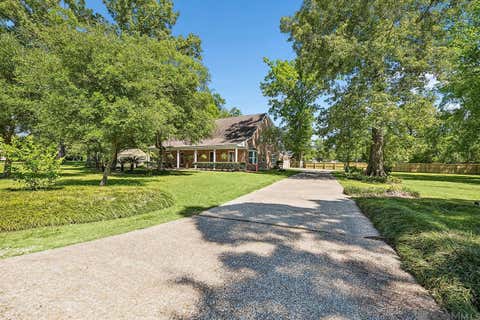 Homes For Sale - 37209 Manchac Ln<br/> Prairieville, LA 70769
