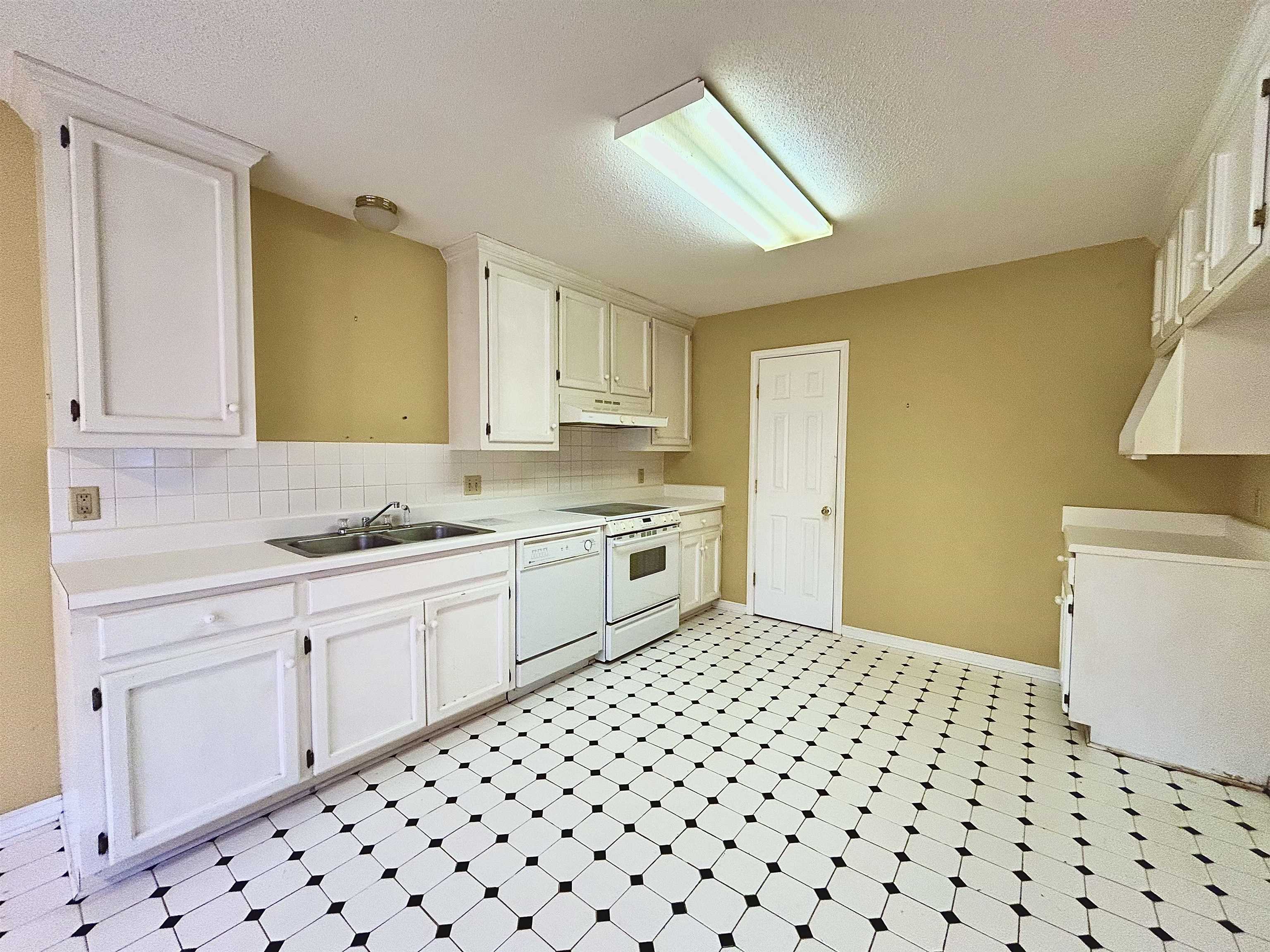 511 South French Quarter Drive, Houma, Louisiana image 5