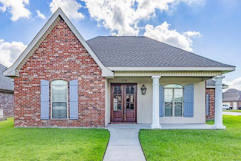 Homes For Sale - 173 Camille Dr<br/> Houma, LA 70360