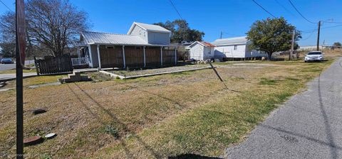 Vacant Land For Sale - 1002 Lafourche St<br/> Lockport, LA 70374