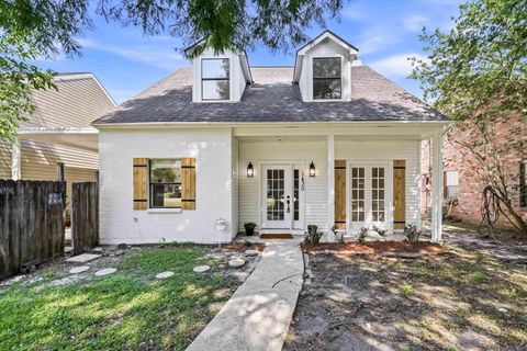 Homes For Sale - 1430 Lila St<br/> Baton Rouge, LA 70820