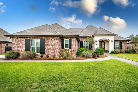 Homes For Sale - 172 Union Dr<br/> Thibodaux, LA 70301