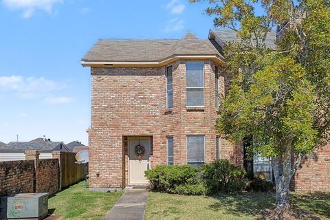 Townhouse For Sale - 201 Greenbriar Dr<br/> Houma, LA 70364