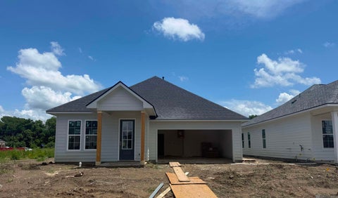 Homes For Sale - 9058 Parkway Dr<br/> Baton Rouge, LA 70810