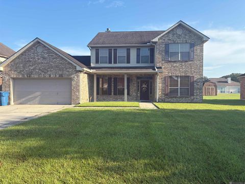 Homes For Sale - 39122 Cajun Bayou Ave<br/> Gonzales, LA 70737