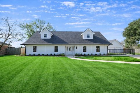 Apartment For Sale - 116 Rosedown St<br/> Thibodaux, LA 70301