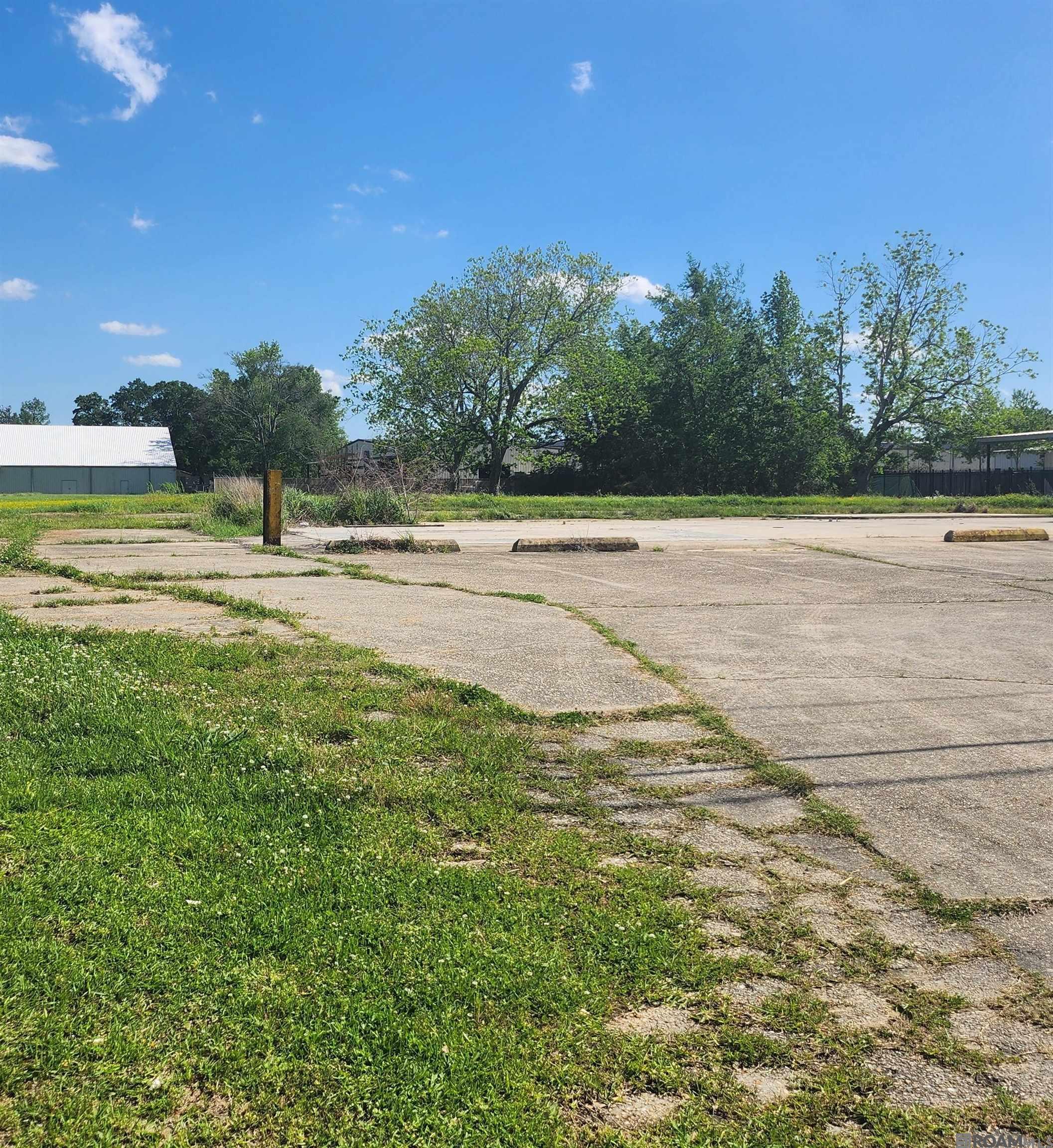 10554 Greenwell Springs Rd, Baton Rouge, Louisiana image 2