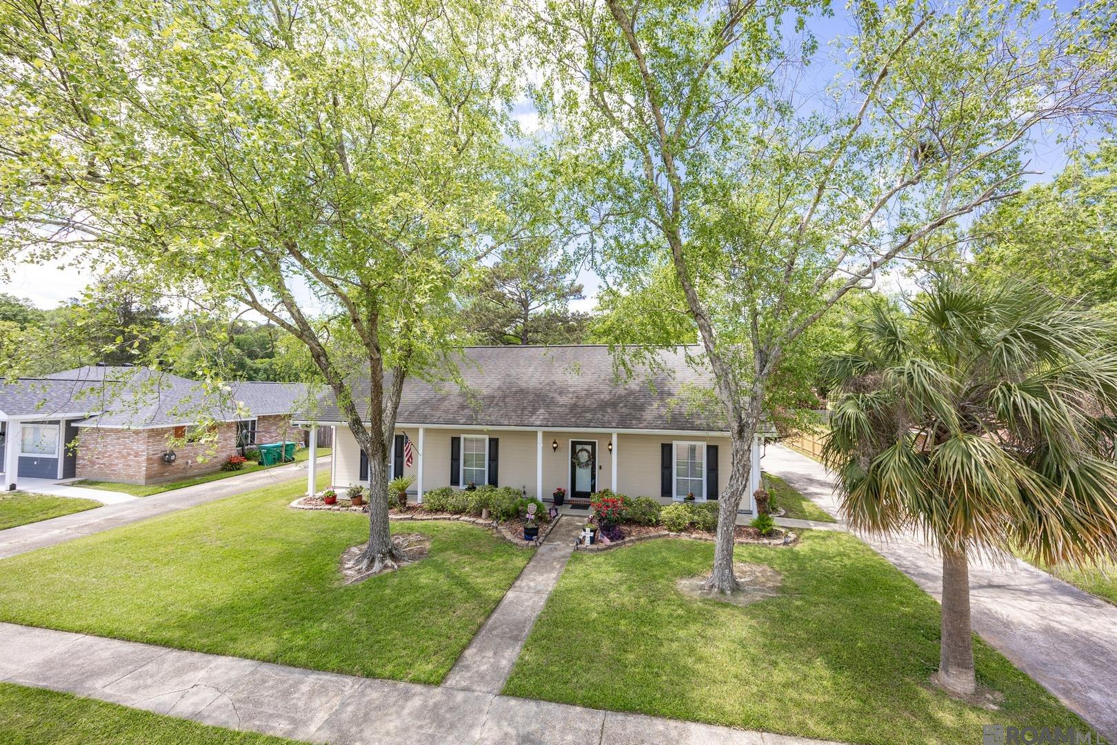 919 Maywood Dr, Denham Springs, Louisiana image 1