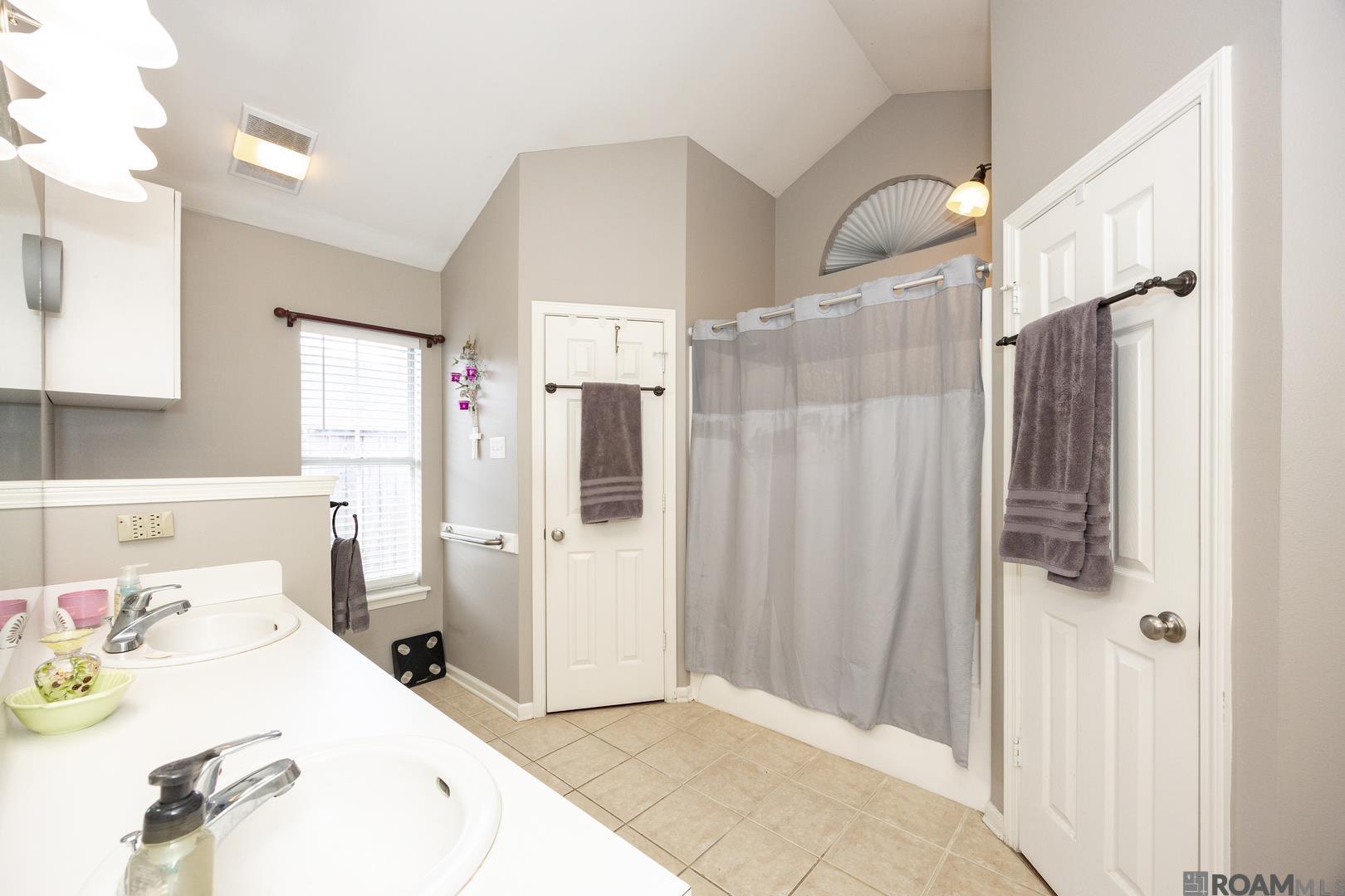 919 Maywood Dr, Denham Springs, Louisiana image 11