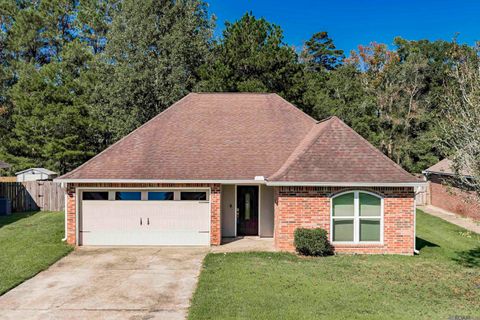 23621 South Pointe Dr Denham Springs LA 70726