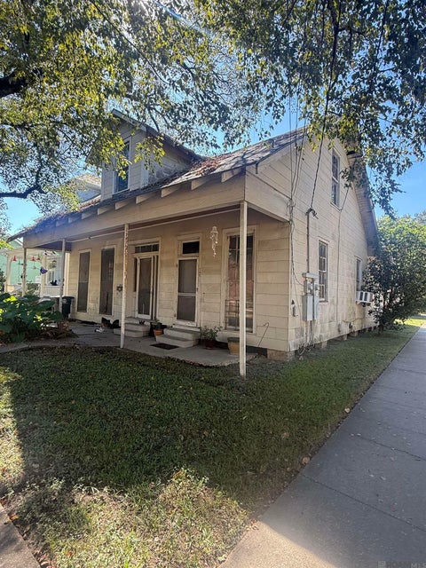 Multifamily For Sale - 741 N 8th St #4<br/> Baton Rouge, LA 70802