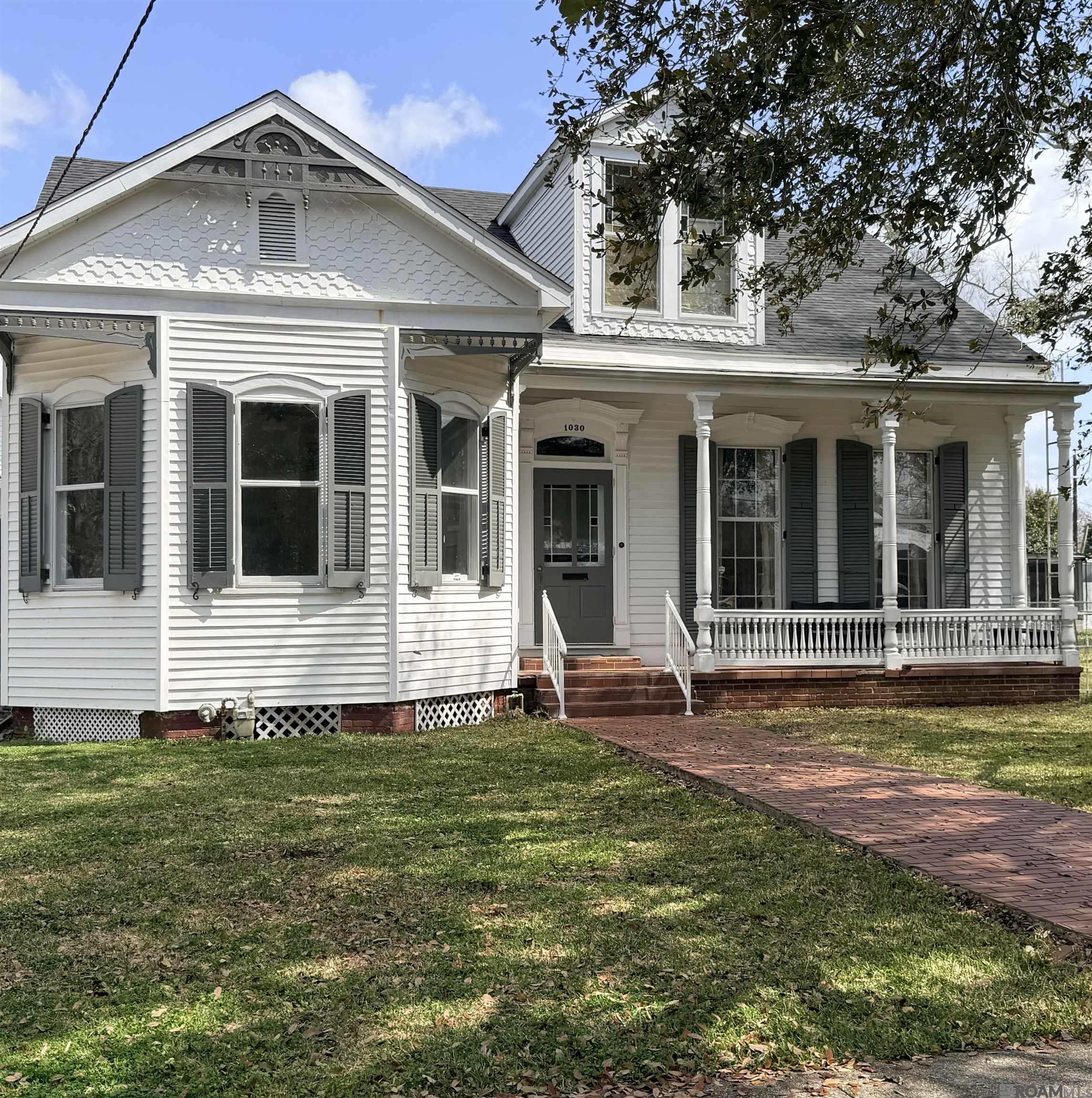 Photo 1 of 22 — 1030 2nd St, Morgan City, LA 70380
