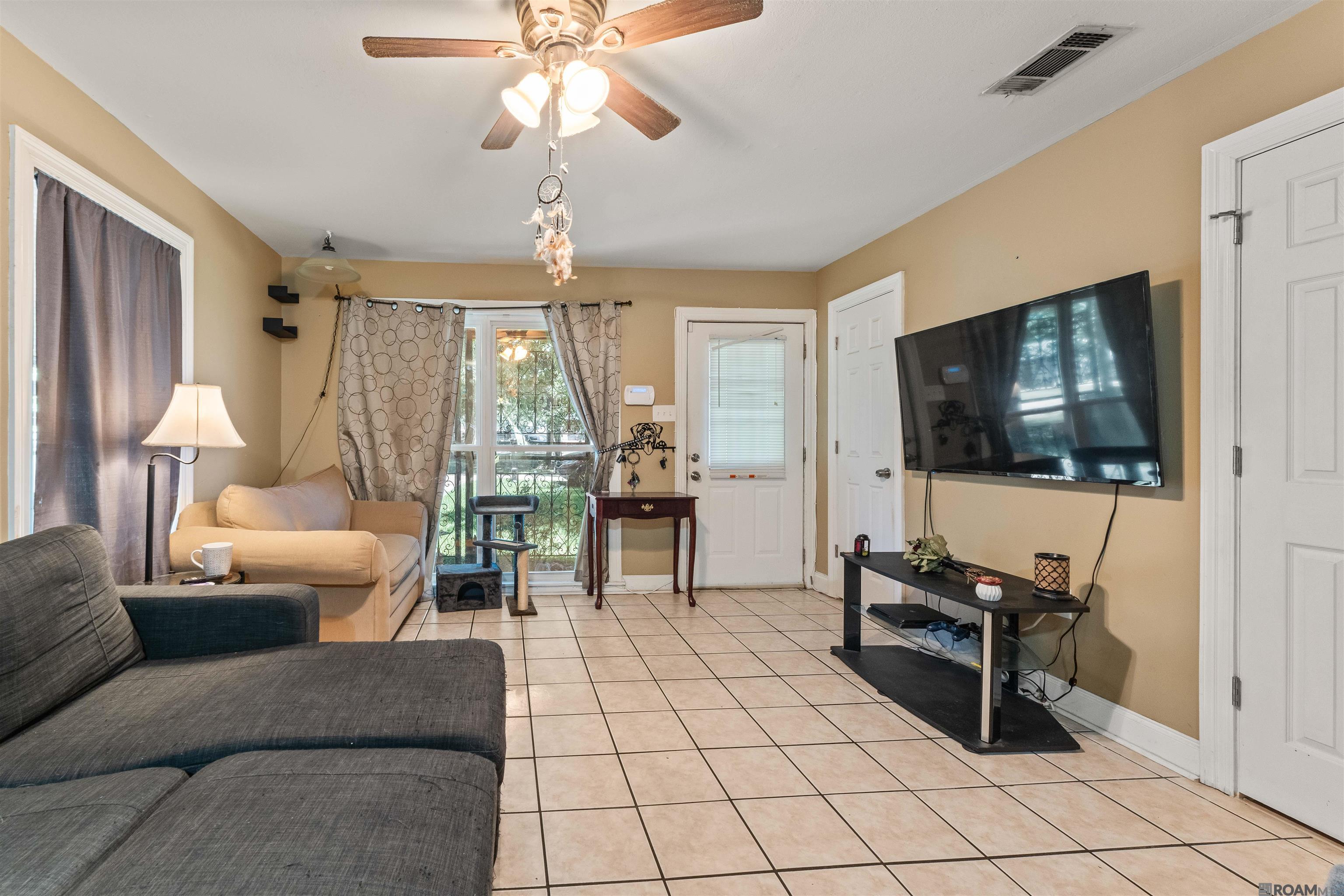 1112 Don Ave, Denham Springs, Louisiana image 3