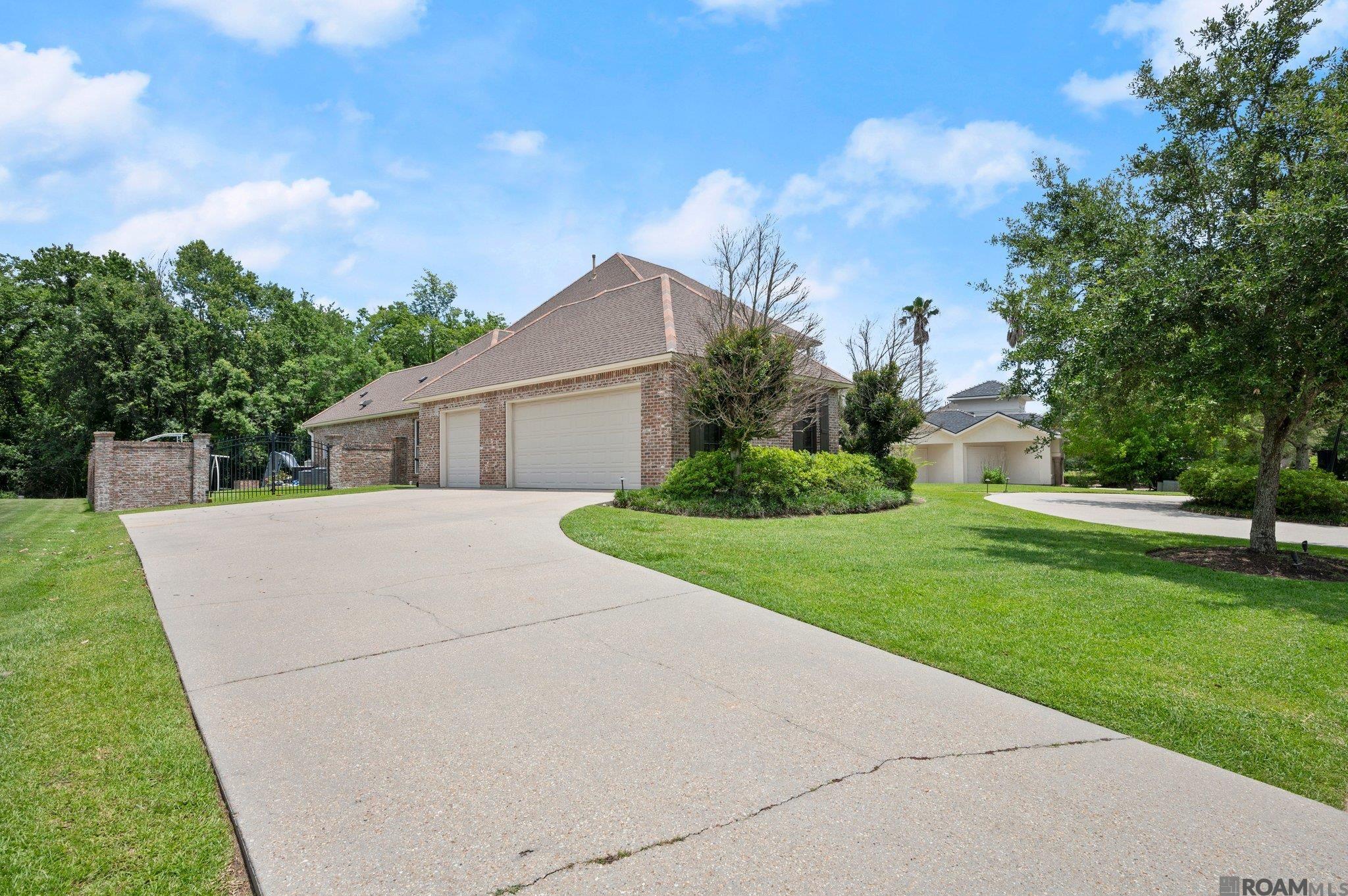 40160 River Winds Ct, Gonzales, Louisiana image 30