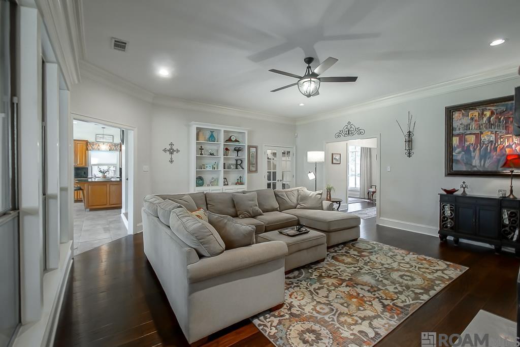 3921 Frostwood Ave, Baton Rouge, Louisiana image 8