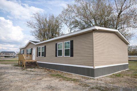 Mobile Home For Sale - 1235 Coteau Rd<br/> Houma, LA 70364