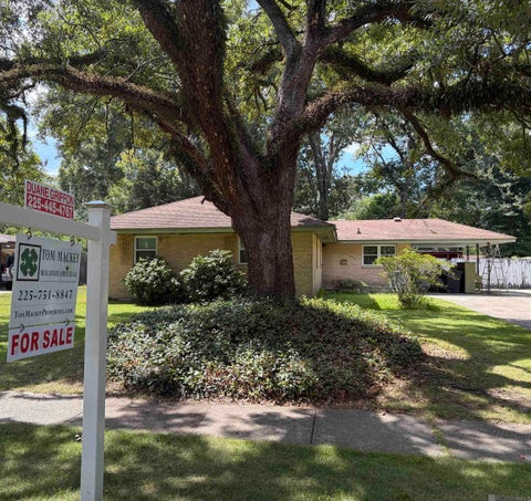 Homes For Sale - 1922 Ormandy Dr<br/> Baton Rouge, LA 70808