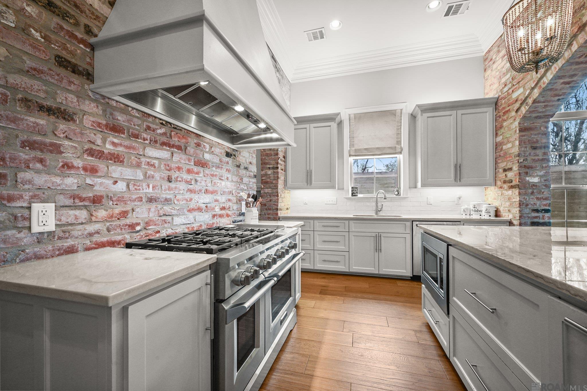 4265 Poplar St, Baton Rouge, Louisiana image 6
