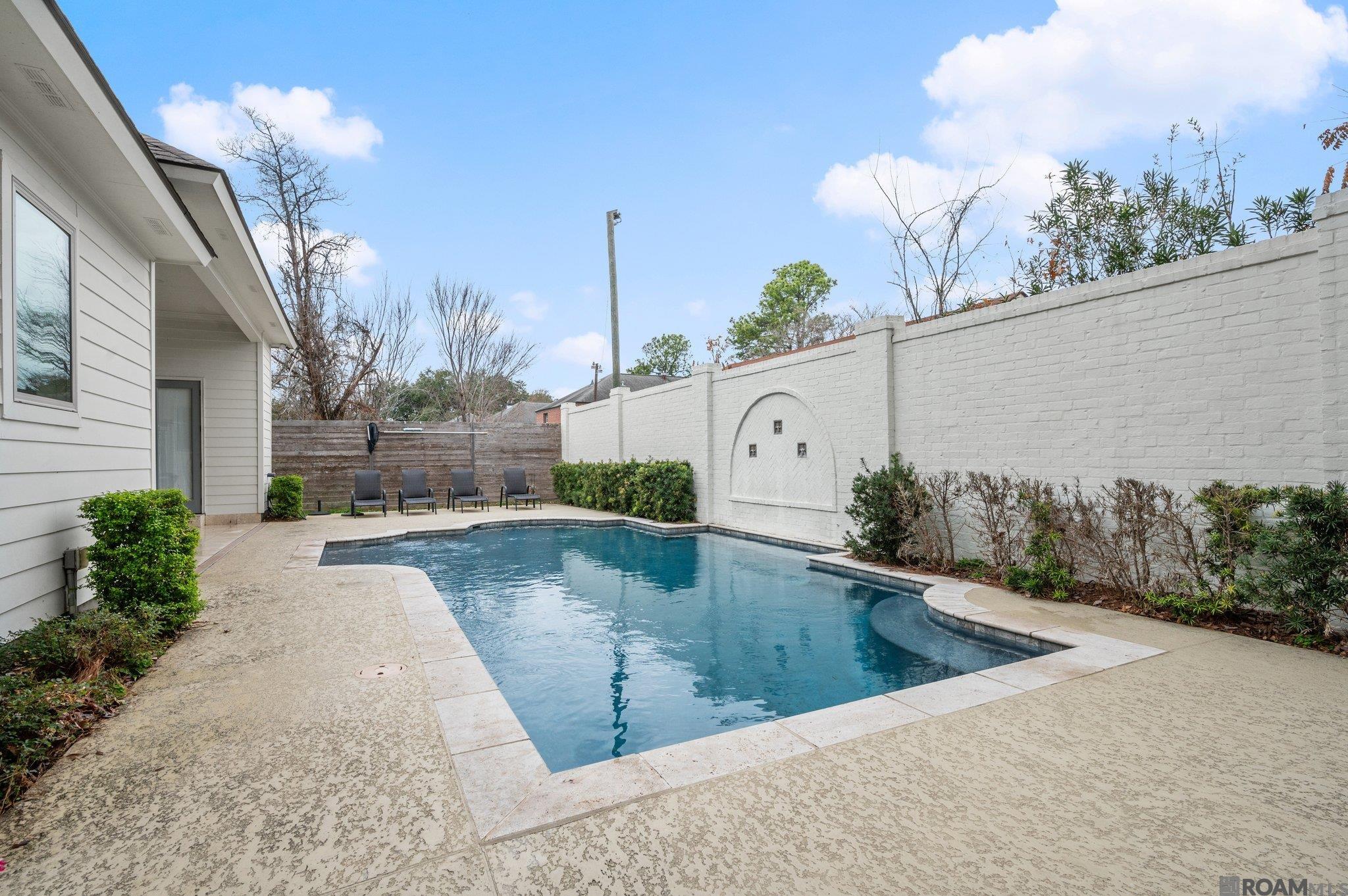 4265 Poplar St, Baton Rouge, Louisiana image 32