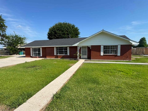 Homes For Sale - 126 East 100th Street<br/> Cut Off, LA 70345