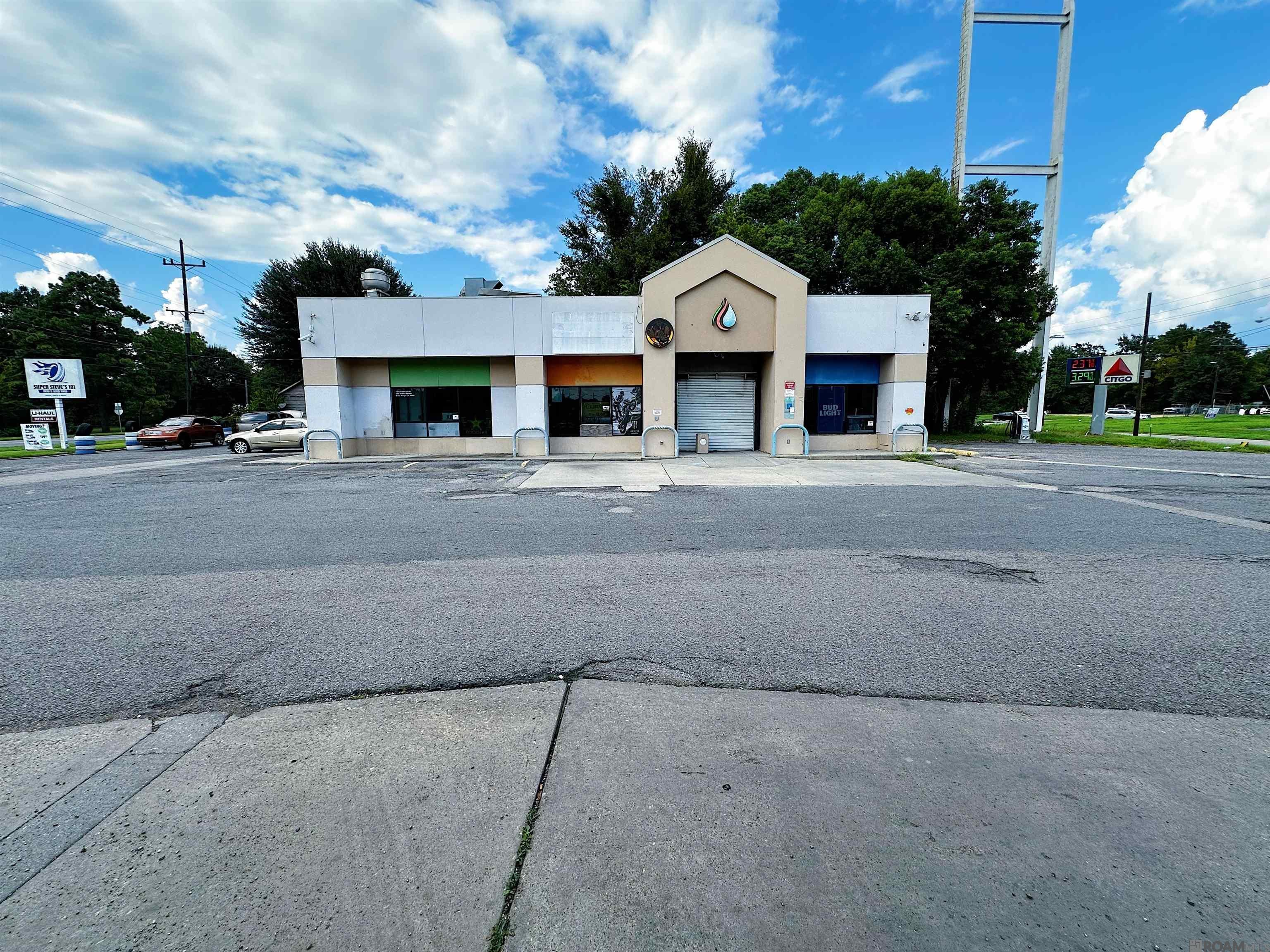 1300 Scenic Hwy