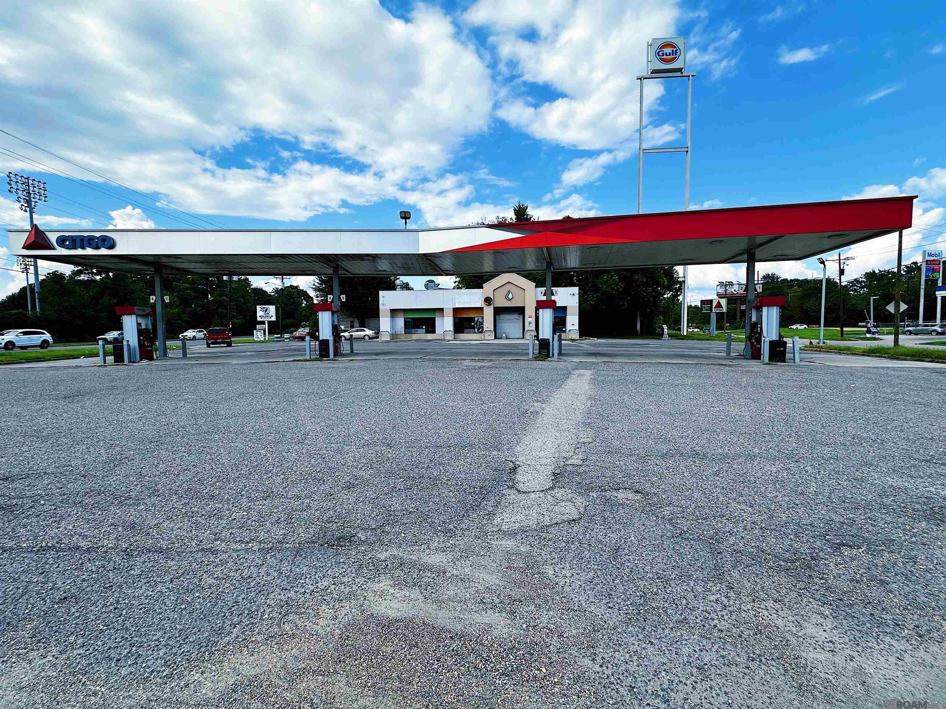 1300 Scenic Hwy