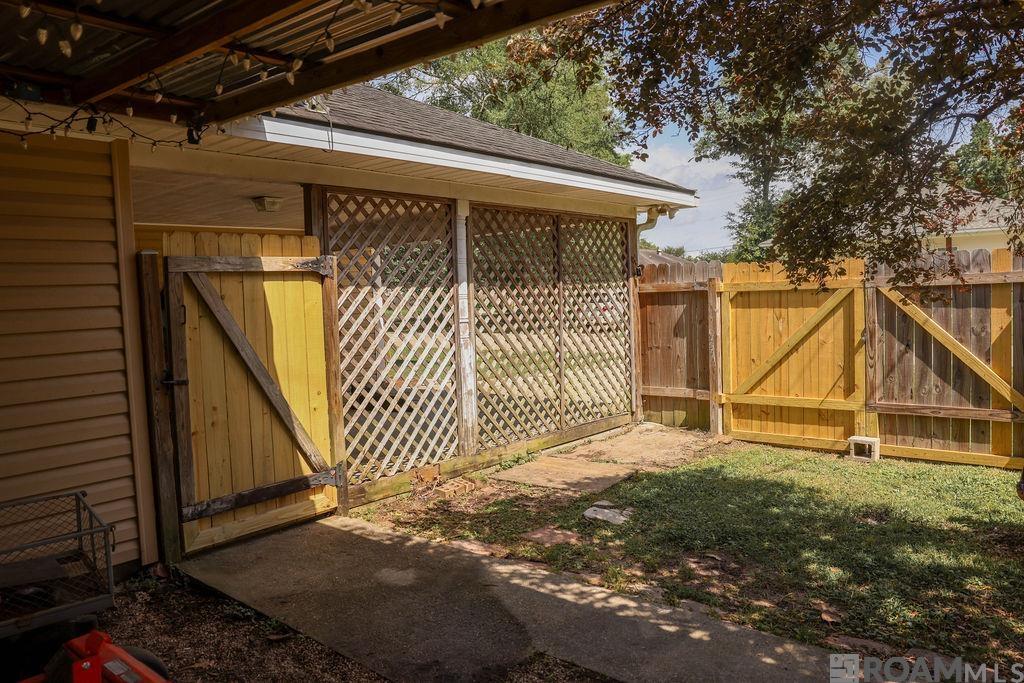 7445 Lynda Lee Dr, Denham Springs, Louisiana image 8