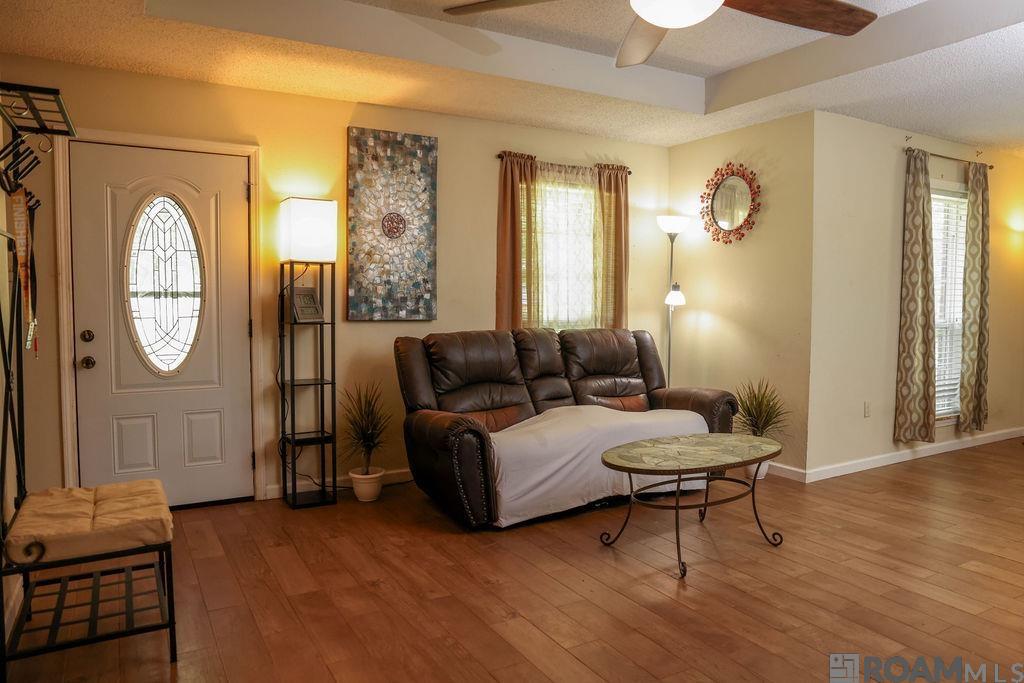 7445 Lynda Lee Dr, Denham Springs, Louisiana image 14