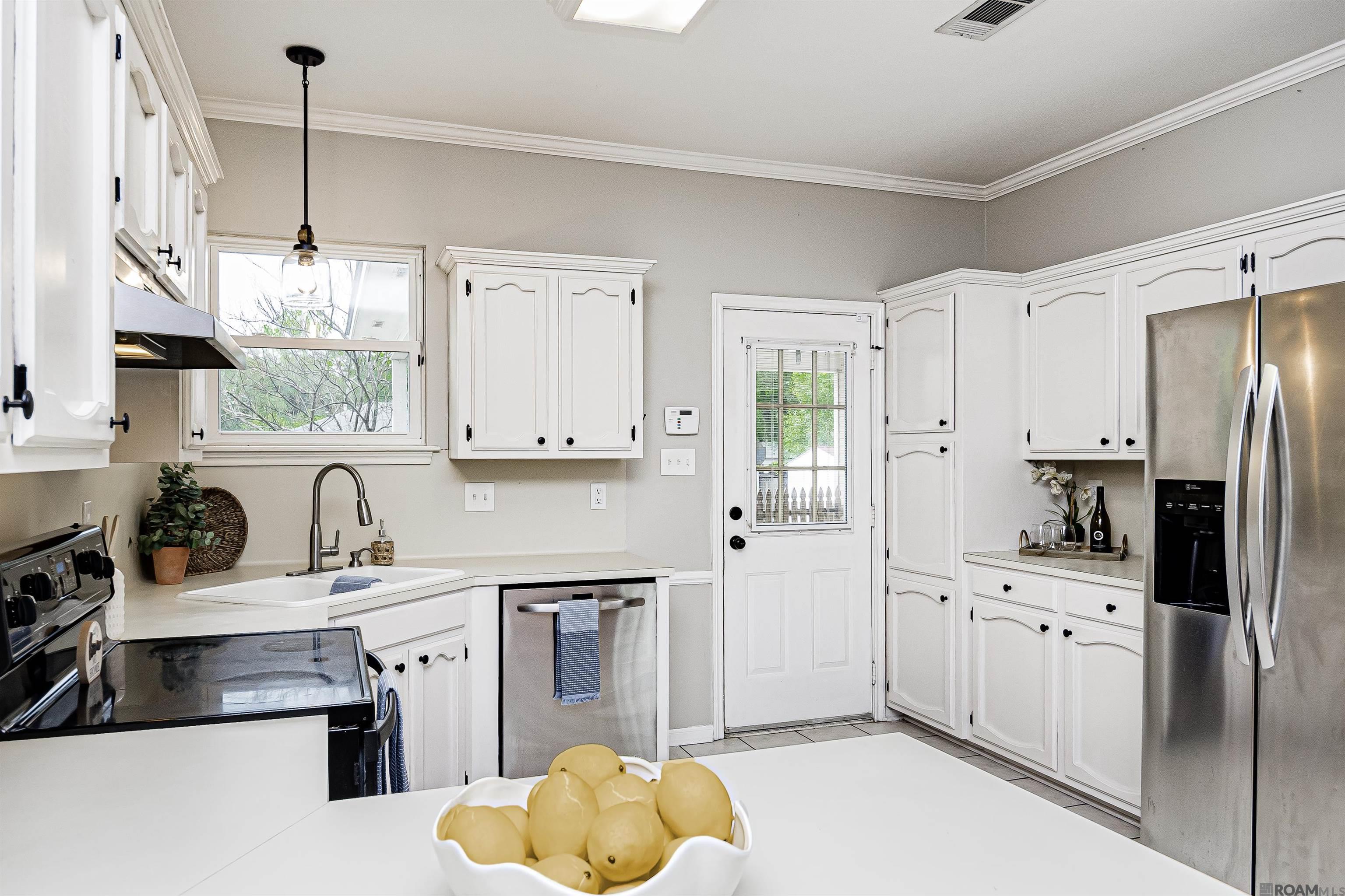 17213 Ashton Ave, Greenwell Springs, Louisiana image 2