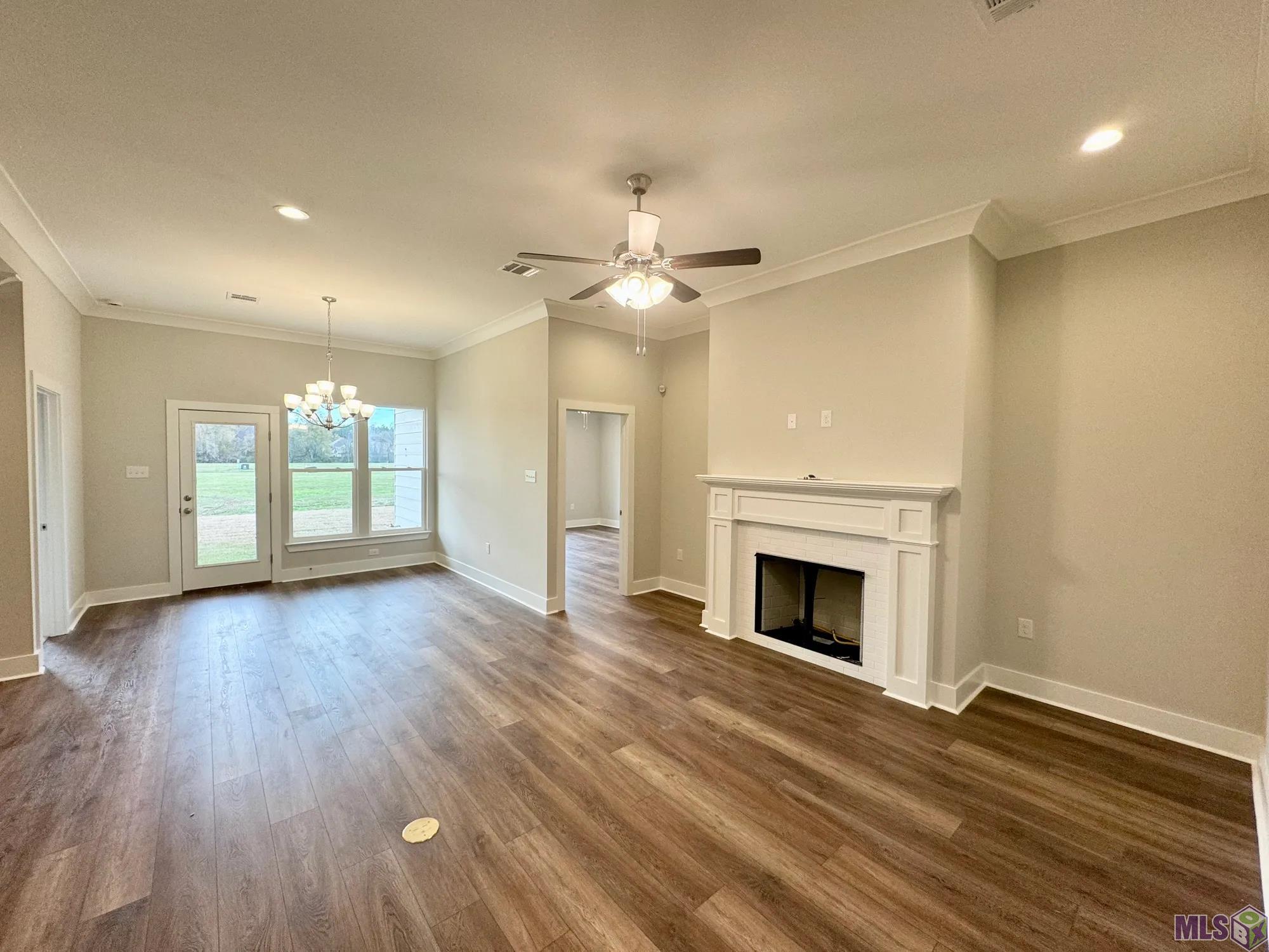 10020 Oak Colony Dr, Saint George, Louisiana image 4