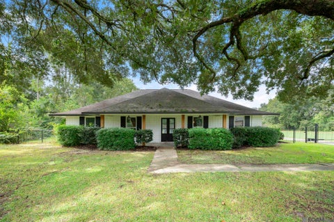 Homes For Sale - 2494 Lirocchi Dr<br/> East Baton Rouge County, Baton Rouge, LA 70816