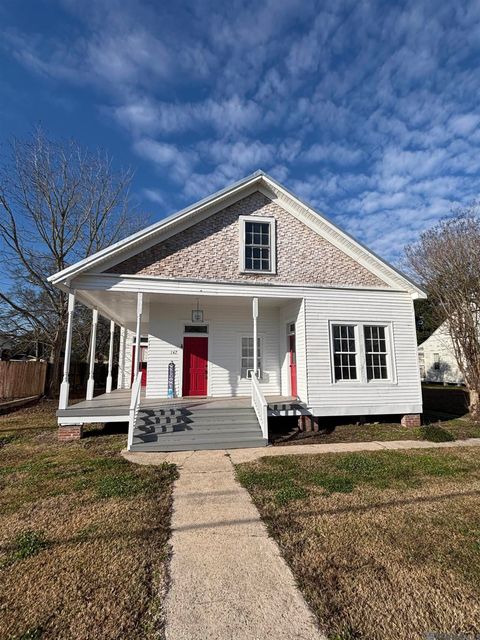 Homes For Sale - 142 La Hwy 3050 Ln<br/> Pointe Coupee County, Morganza, LA 70759