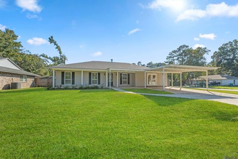 8730 Leisure Dr Denham Springs LA 70726