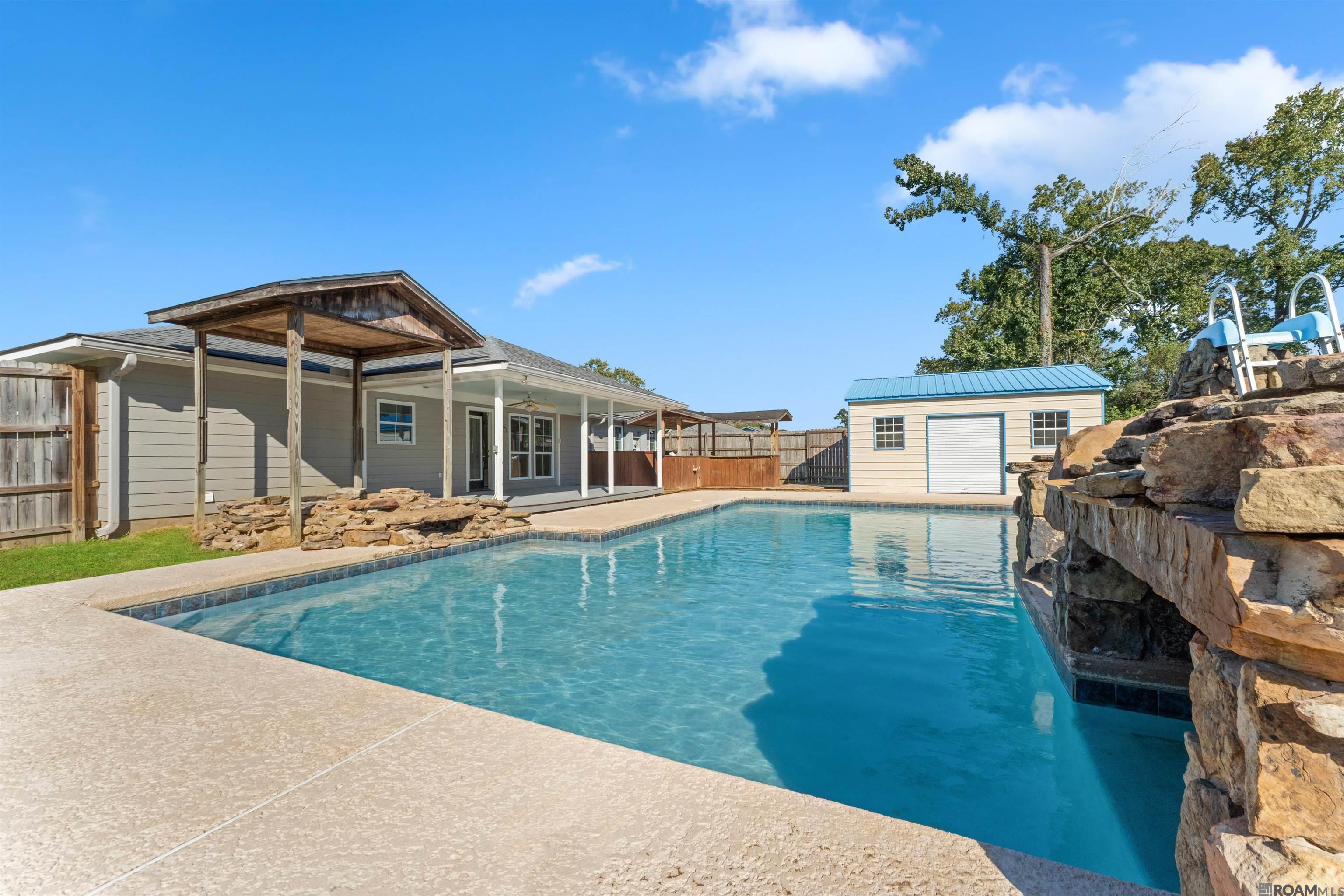 8730 Leisure Dr