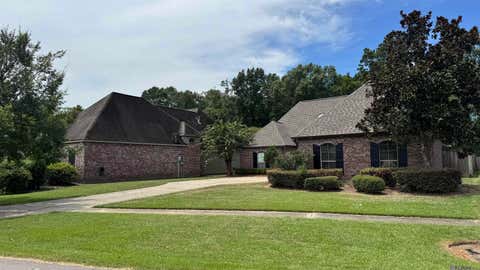 Homes For Sale - 34227 Fountain View Dr<br/> Walker, LA 70785