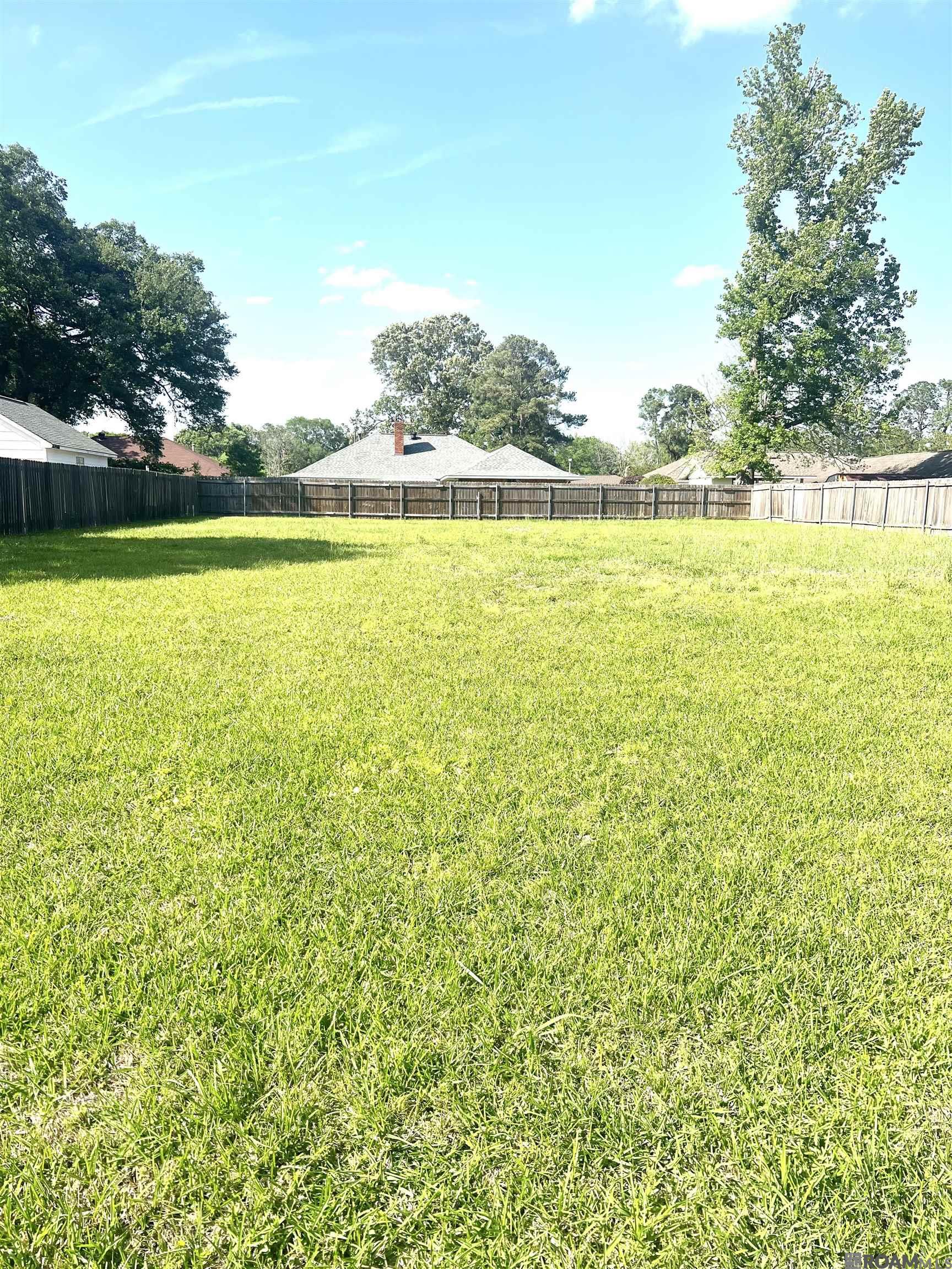 12525 Parkknoll Ave, Baton Rouge, Louisiana image 1