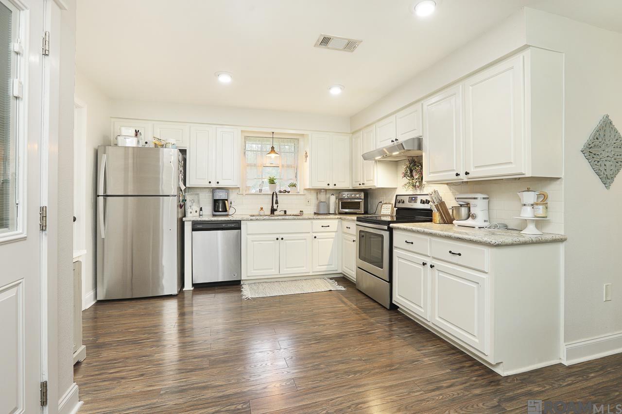 931 Robbie St, Denham Springs, Louisiana image 10