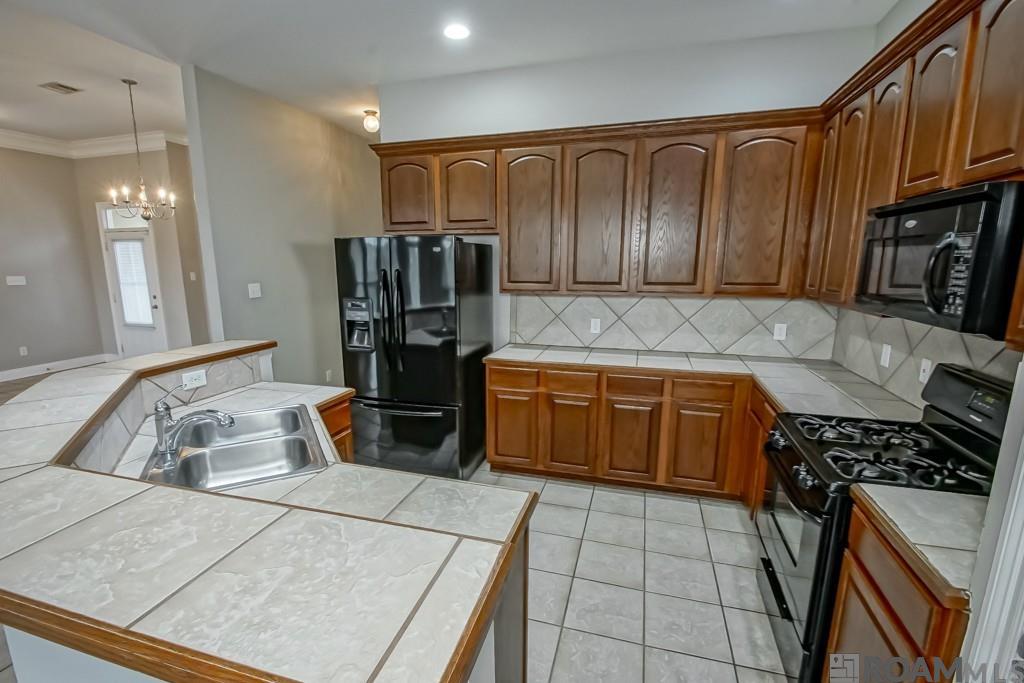 12600 Woodland Hill Rd, Denham Springs, Louisiana image 12