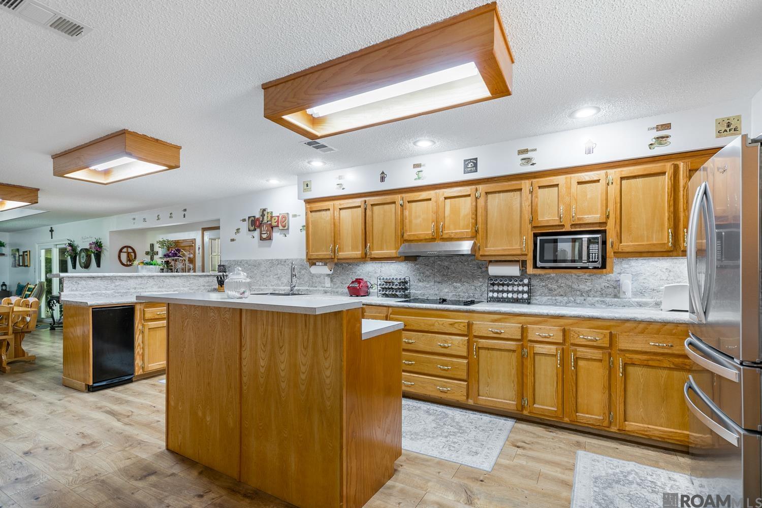 22314 Rolling Acres Dr, Denham Springs, Louisiana image 12