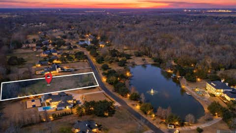Vacant Land For Sale - 2433 Laurel Lakes Ave<br/> Baton Rouge, LA 70820