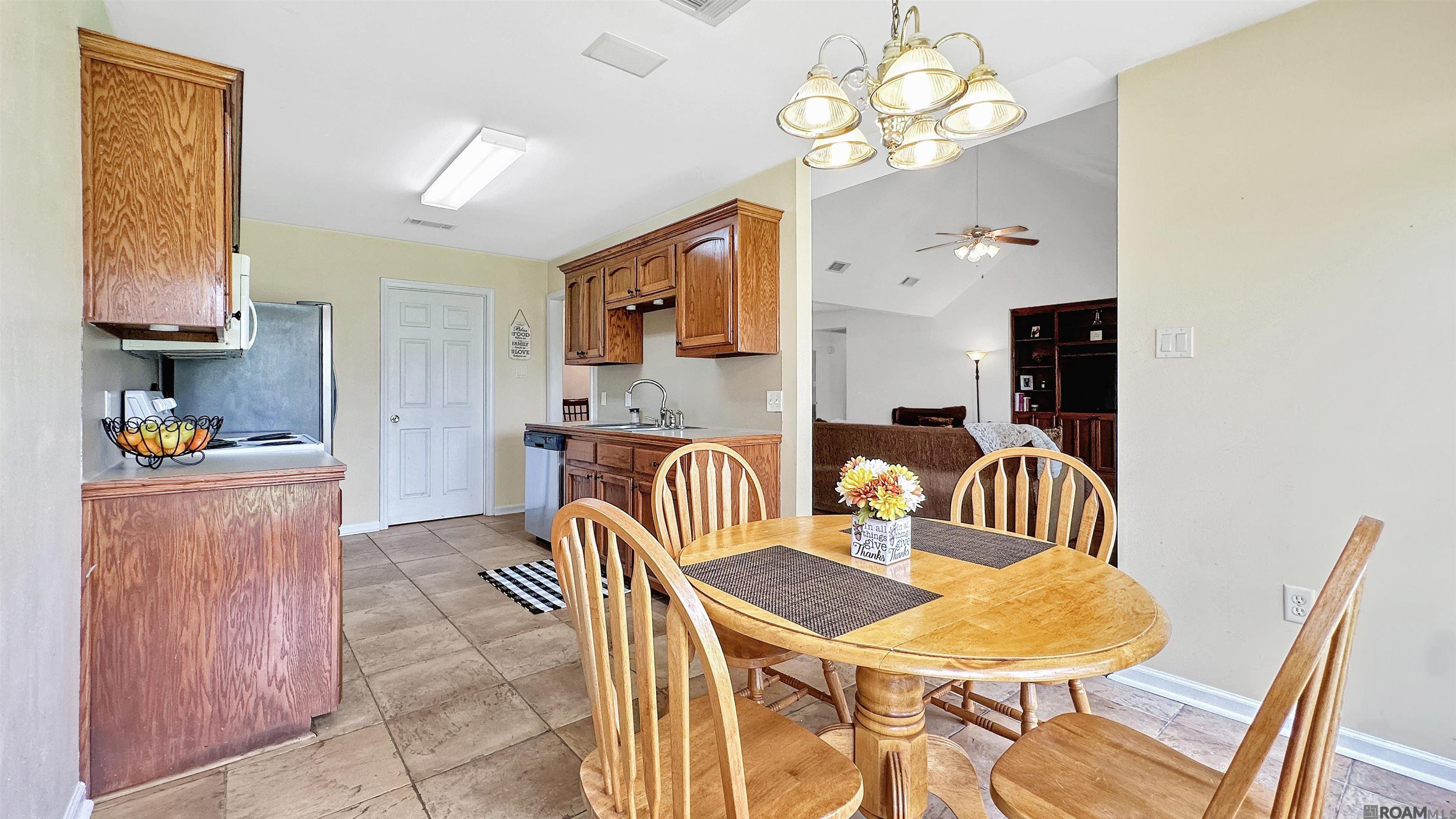 43208 S Henderson Ave, Prairieville, Louisiana image 14