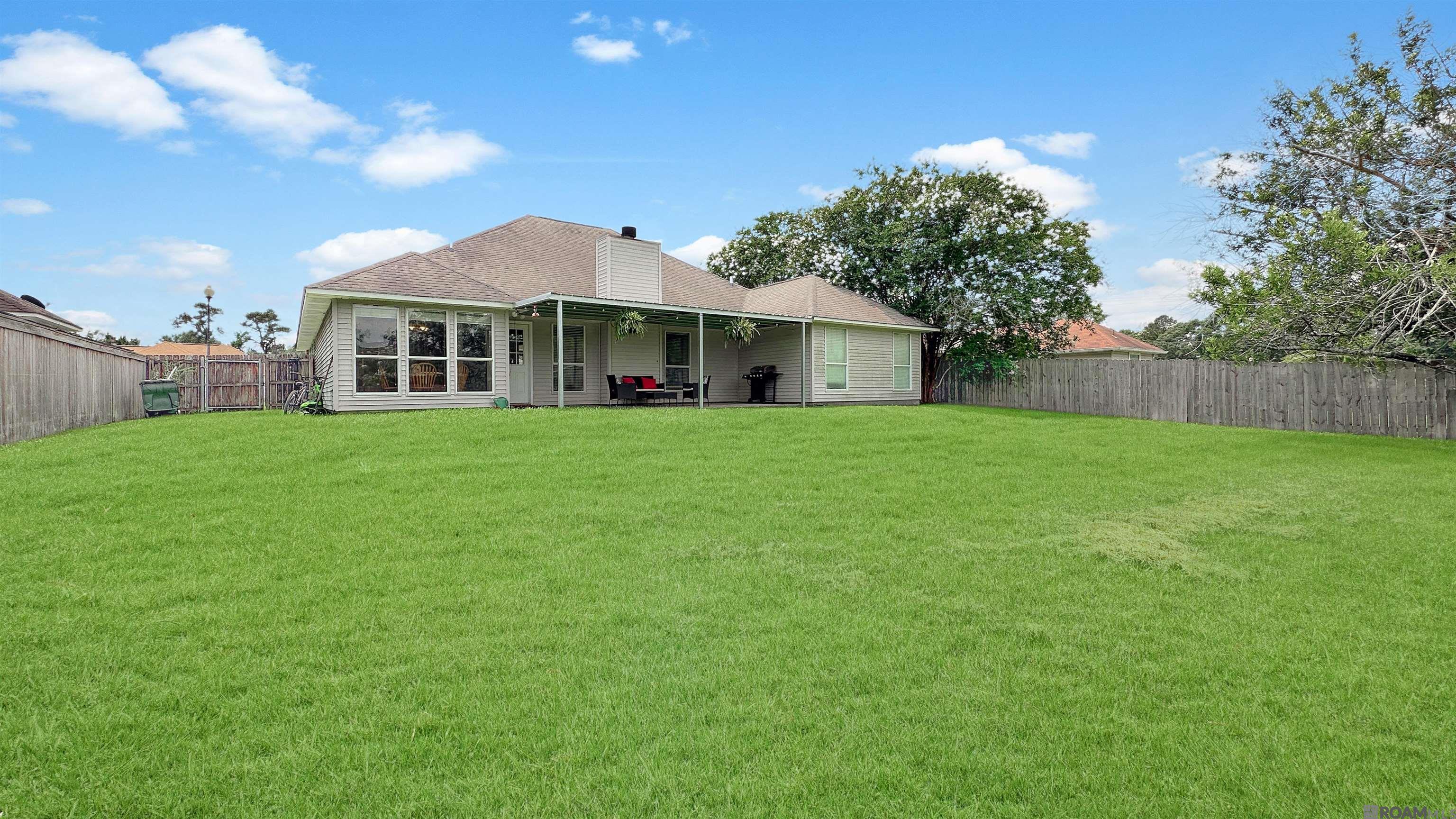 43208 S Henderson Ave, Prairieville, Louisiana image 2