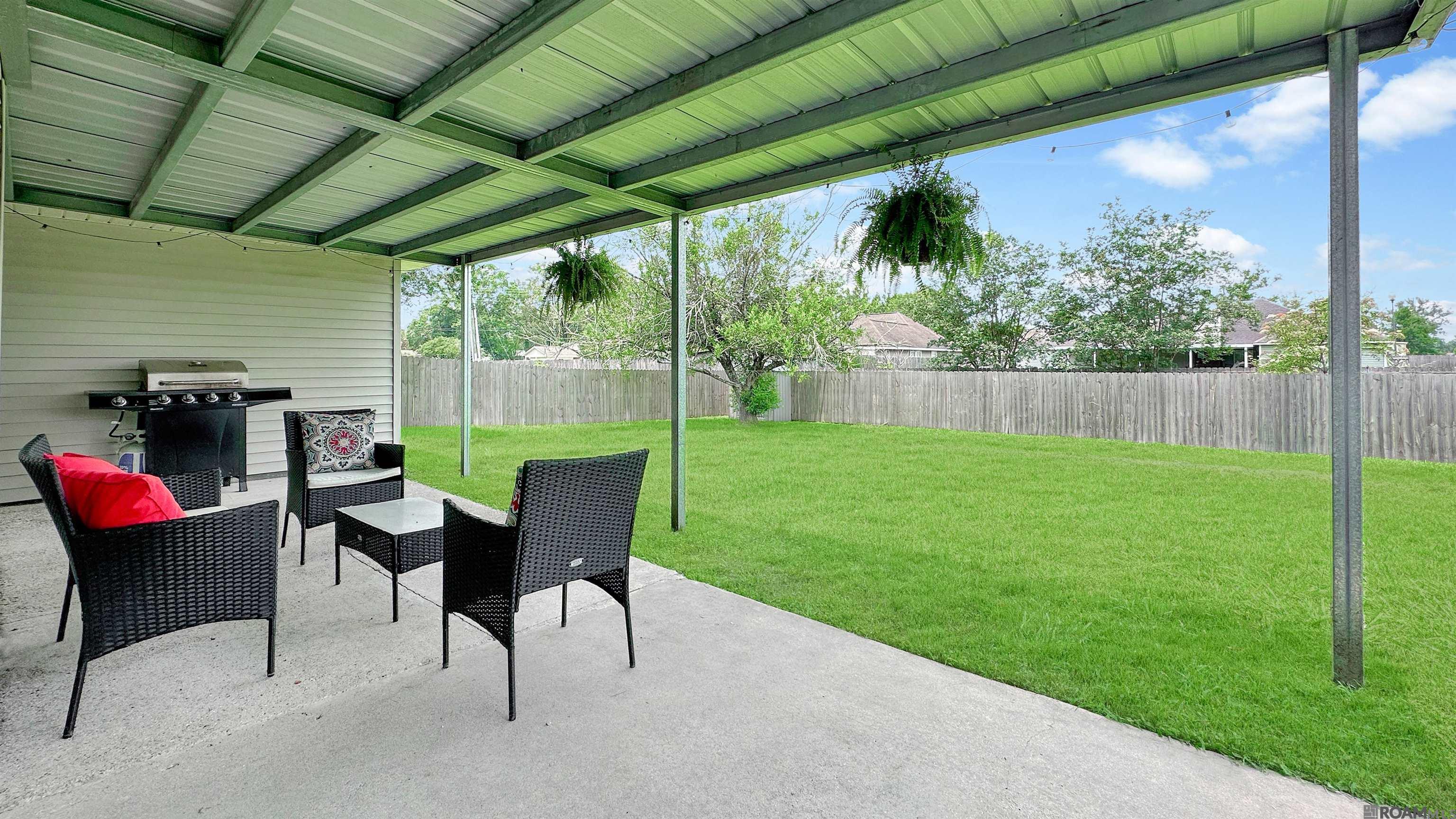 43208 S Henderson Ave, Prairieville, Louisiana image 4