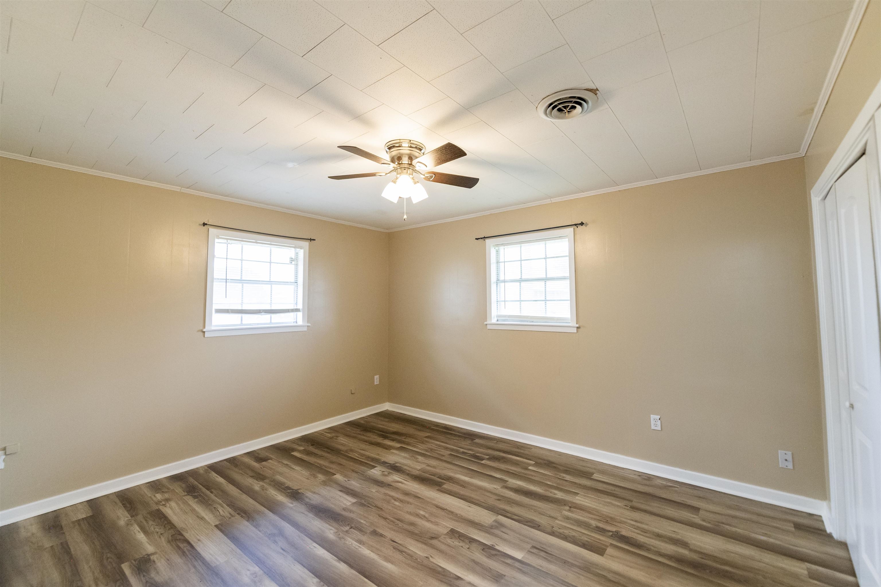 101 E 18th St, Larose, Louisiana image 7