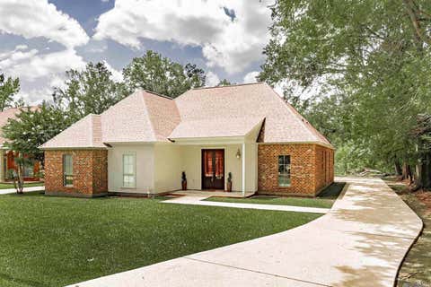 Homes For Sale - 340 Sullivan St<br/> Denham Springs, LA 70726