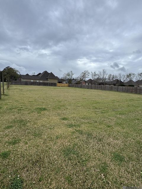 Vacant Land For Sale - LOT 1-A-2 Garden Ct<br/> Walker, LA 70785